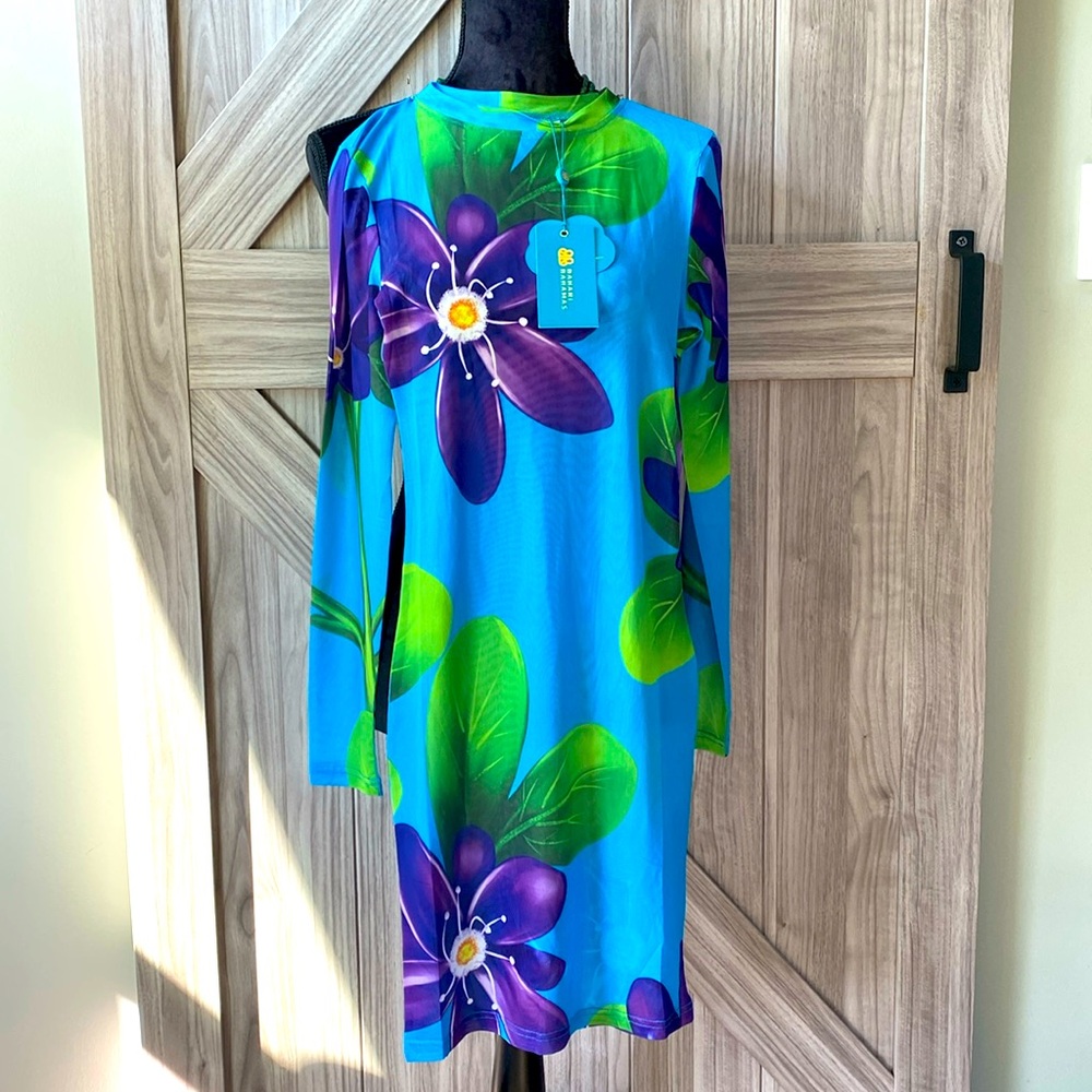 NWT Bahari Bahamas swim cover - vivid and beautiful
